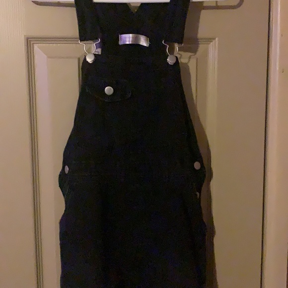 Overalls - Picture 4 of 6